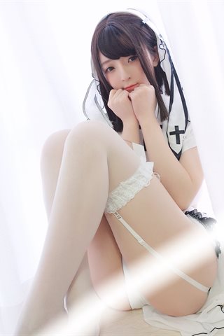 一小央泽-白修女 - 0005.jpg