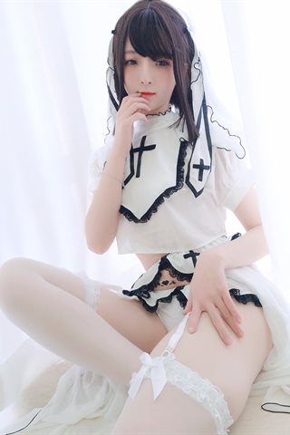 一小央泽-白修女 - 0019.jpg