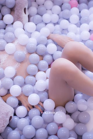 一米八的大梨子-海洋球 - 0012.jpg