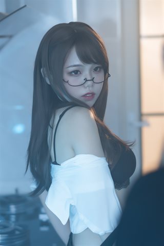 七月喵子-眼镜娘1号 - 0004.jpg