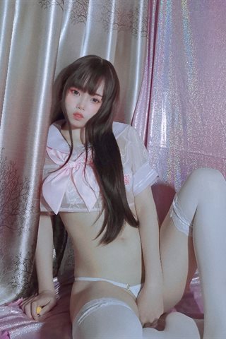 七月喵子-粉嫩的水手服 - 0025.jpg