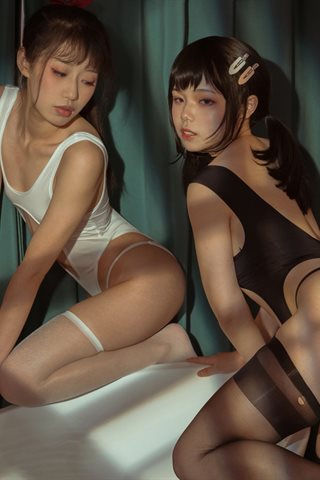 七月喵子-黑白双人浴缸 - 0029.jpg