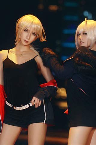 半半子-半半子×索索-sophia-海边泳装后路灯街拍(黑贞4) - 0010.jpg