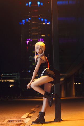 半半子-半半子×索索-sophia-海边泳装后路灯街拍(黑贞4) - 0023.jpg