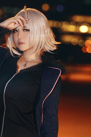 半半子-半半子×索索-sophia-海边泳装后路灯街拍(黑贞4) - 0025.jpg