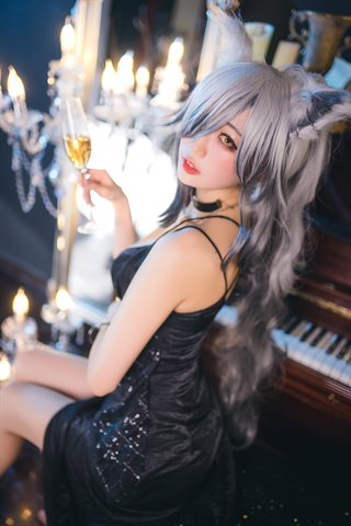 周叽是可爱兔兔-一周年礼服 - 0005.jpg