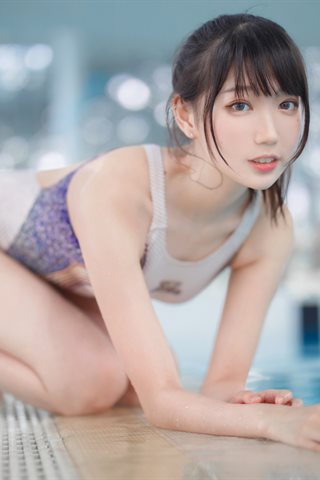 周叽是可爱兔兔-竞泳 - 0003.jpg