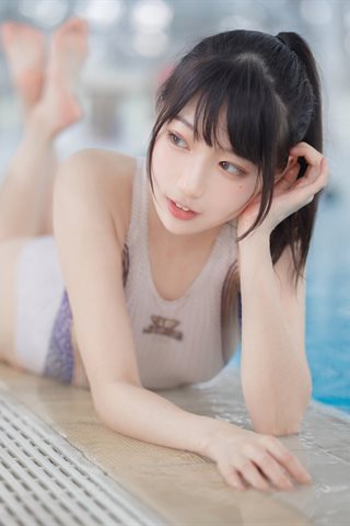 周叽是可爱兔兔-竞泳 - 0005.jpg