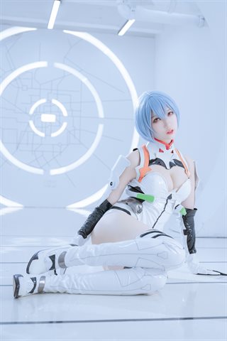 周叽是可爱兔兔-绫波丽 白战 - 0011.jpg