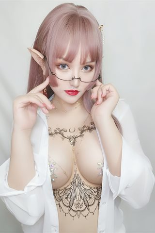 夏鸽鸽不想起床-纹身水钻+自拍 - 0028.jpg