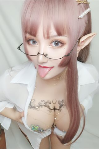 夏鸽鸽不想起床-纹身水钻+自拍 - 0030.jpg