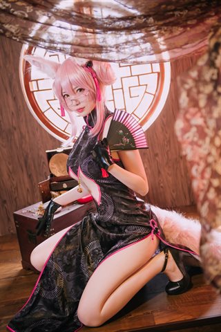 妖少-高扬斯卡娅 - 0003.jpg