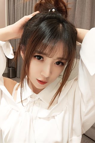 小女巫露娜-条纹提花白衬衣 - 0038.jpg