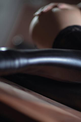 御子Yumiko-兔玩映画-御子皮衣 - 0033.jpg