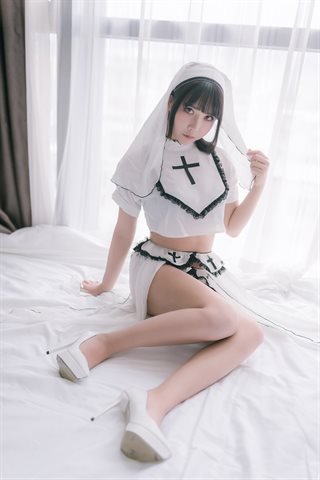 抱走莫子aa-纯白修女 - 0011.jpg