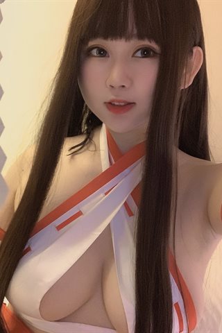 是依酱呀-女巫 - 0028.jpg