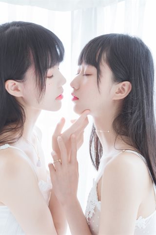 木绵绵OwO-木绵绵OwO×桜桃喵-她(S·H·E)-朝(白裙×白裙)-白色长裙 - 0006.jpg