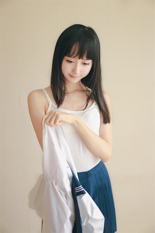 木绵绵OwO-水手服cos - 0047.jpg