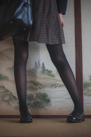 木花琳琳是勇者-女子校生 COLLECTION Vol.2(名校大小姐2 爱欲沉沦) - 0013.jpg