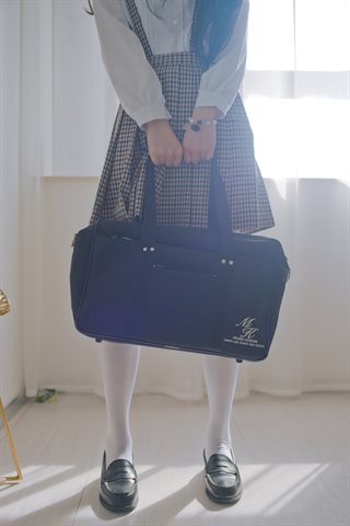 木花琳琳是勇者-女子校生 COLLECTION Vol.3(名校大小姐3 爱欲沉沦)(生〇台中学·前篇) - 0005.jpg