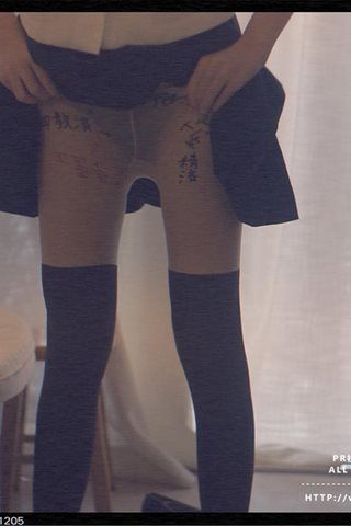 木花琳琳是勇者-女高中生换装-丝袜Play - 0011.jpg