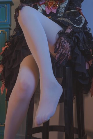 木花琳琳是勇者-本格美少女 S E X - TZAR BOMB EP.XIV (Calochortus) - 0008.jpg