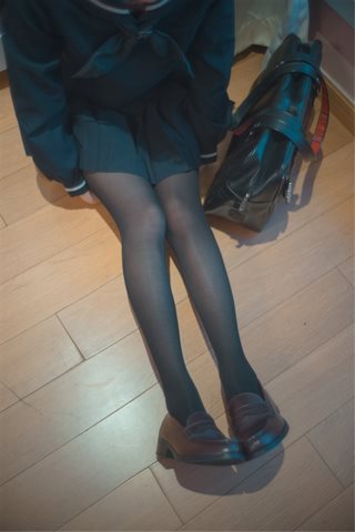 木花琳琳是勇者-超ミニスカ黒パンスト-女子校生変装Play - 0017.jpg
