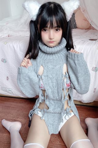 桜井宁宁-白い猫ちゃん - 0018.jpg