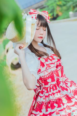 桜桃喵-lofter套图-草莓 - 0004.jpg