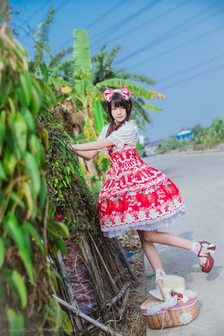 桜桃喵-lofter套图-草莓 - 0006.jpg