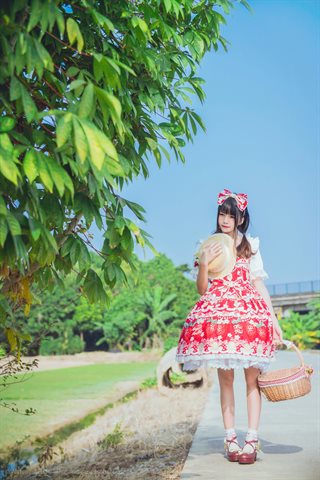 桜桃喵-lofter套图-草莓 - 0009.jpg