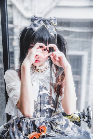 桜桃喵-lofter套图-雨中的猫 - 0005.jpg