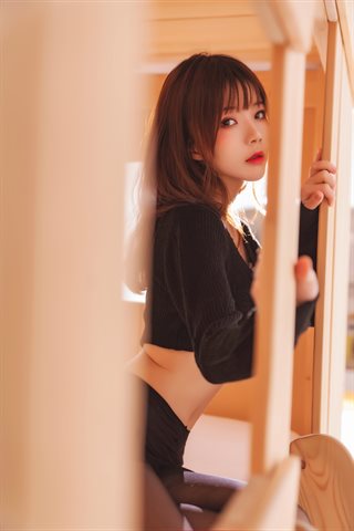 桜桃喵-夜幕降临-小黑 - 0004.jpg