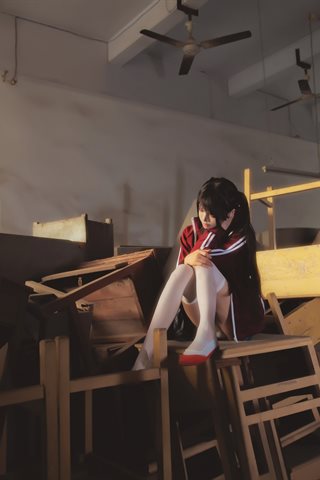 桜桃喵-桜桃未熟3-废弃教室 - 0011.jpg