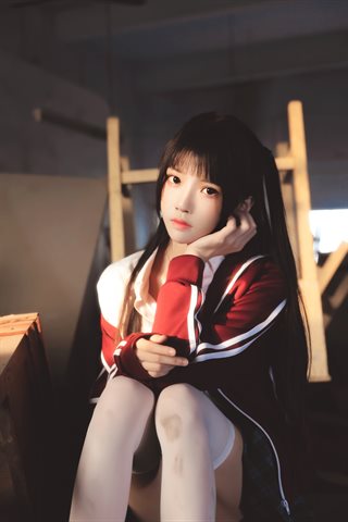 桜桃喵-桜桃未熟3-废弃教室 - 0018.jpg