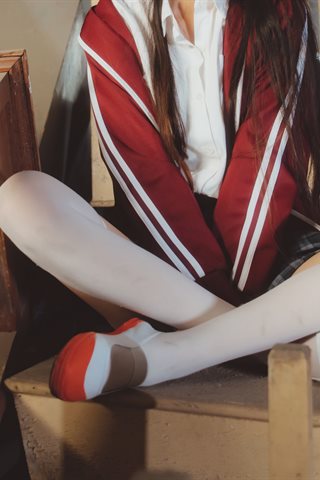 桜桃喵-桜桃未熟3-废弃教室 - 0024.jpg