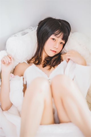 桜桃喵-纯白-冬眠 - 0022.jpg