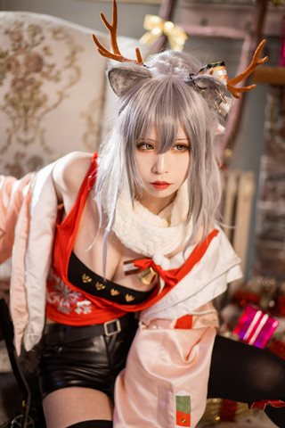 爱老师_PhD-明日方舟 黑 厚礼圣诞 - 0003.jpg