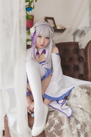 瓜希酱-艾米莉亚 - 0006.jpg