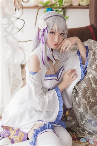 瓜希酱-艾米莉亚 - 0011.jpg