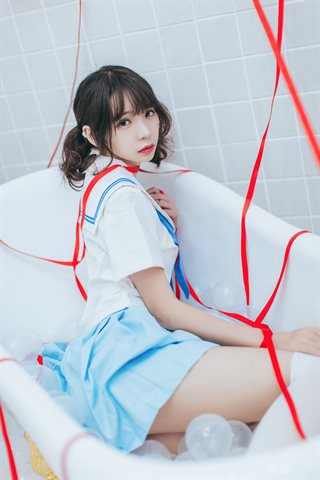 疯猫ss-制服少女写真集01-浴室JK - 0004.jpg