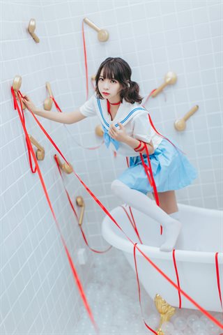 疯猫ss-制服少女写真集01-浴室JK - 0014.jpg