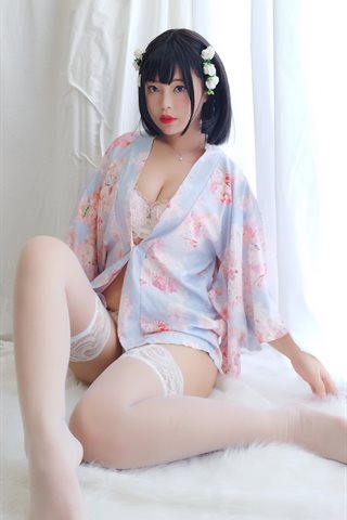 白烨-花与酒与少女 - 0037.jpg