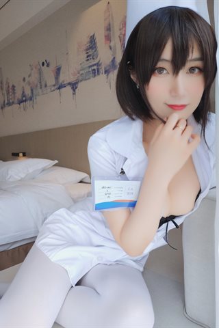 白银81-短发小护士 - 0008.jpg