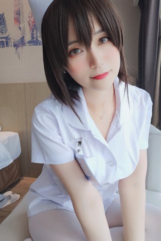 白银81-短发小护士 - 0025.jpg