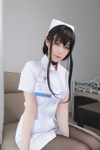 白银81-自撮り Vol.10 (動画入り) 长发小护士 - 0006.jpg