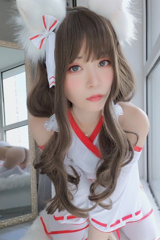 白银81-自撮り Vol.11 (動画入り) 神社饲养的小狐狸 - 0009.jpg