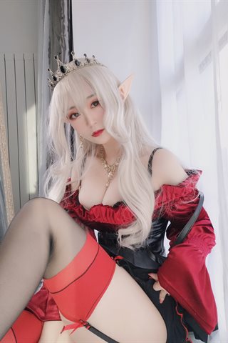 白银81-自撮り Vol.14 (動画入り) 皇家吸血鬼 - 0008.jpg