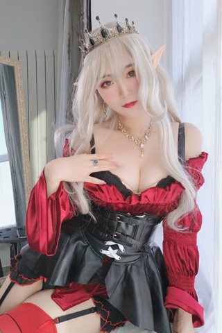 白银81-自撮り Vol.14 (動画入り) 皇家吸血鬼 - 0019.jpg