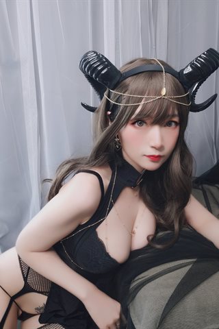 白银81-自撮り Vol.16 (動画入り) 黑山魅魔 - 0023.jpg